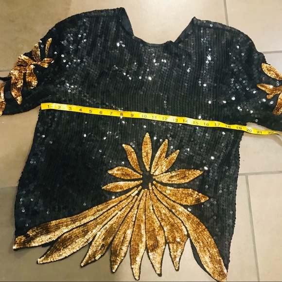 Vintage Royal Feelings 100% Silk sequined Top Sz M - Picture 7 of 8